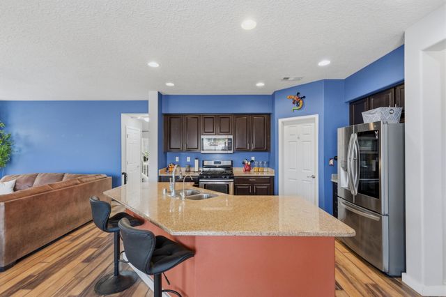 529 Loma Linda Loop NE, Rio Rancho, NM 87124