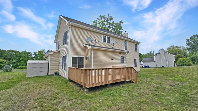 48 Meadow Brook Road, Brookfield, CT 06804