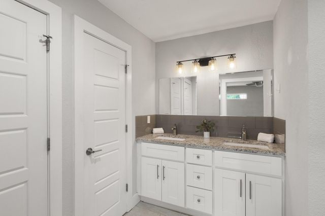 4604 Bundyhill DR, Austin, TX 78723