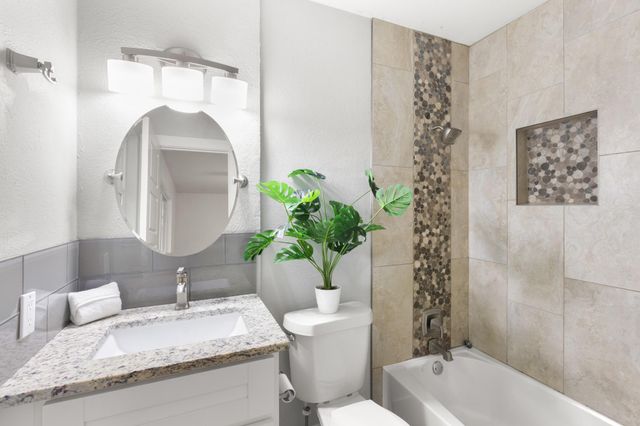 4604 Bundyhill DR, Austin, TX 78723