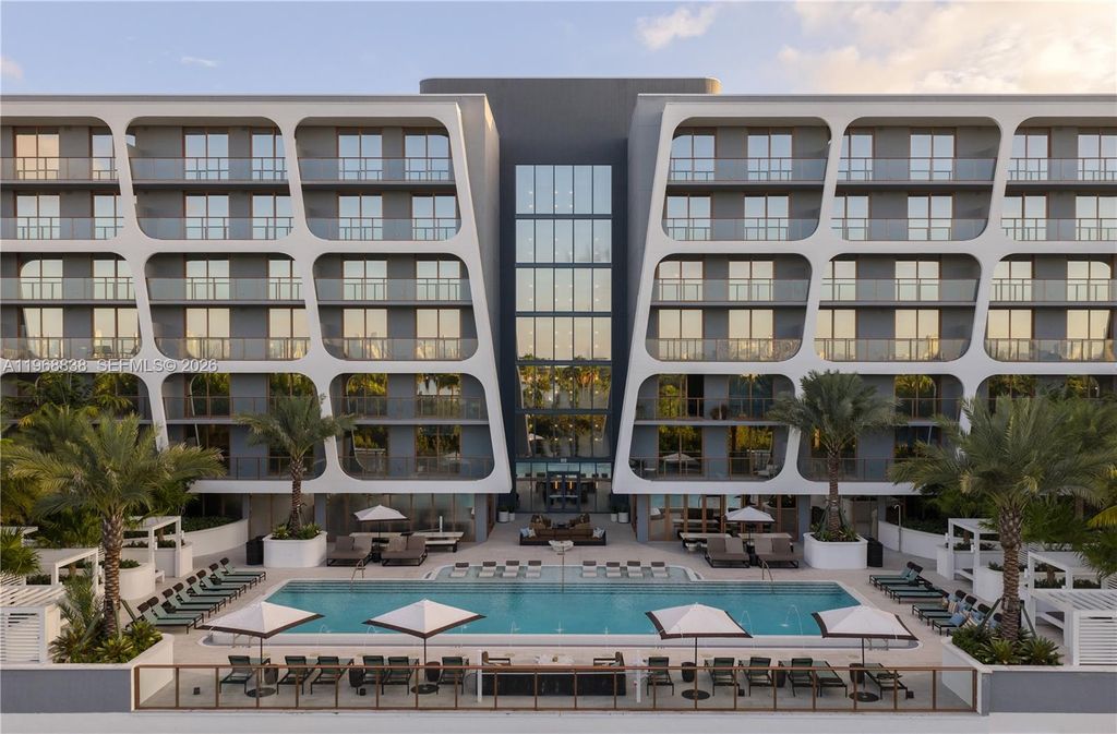 3900 Alton Road 318, Miami Beach, FL 33140