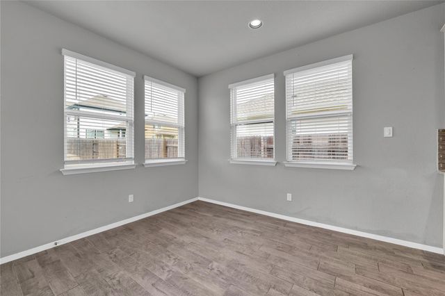 101 Crescent ST, Georgetown, TX 78626