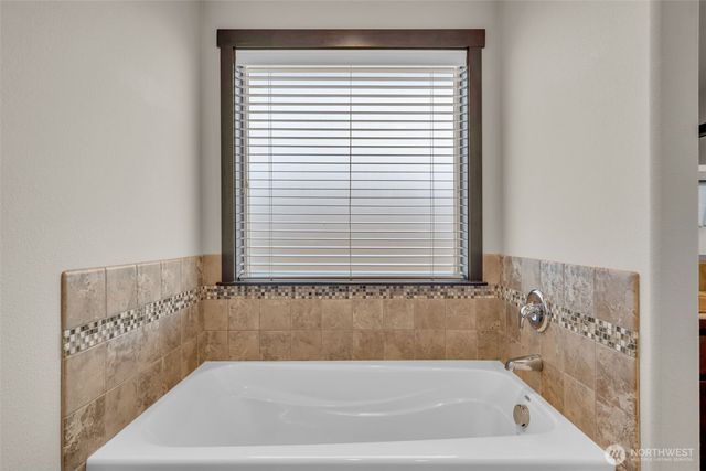 17732 82nd Drive NE, Arlington, WA 98223