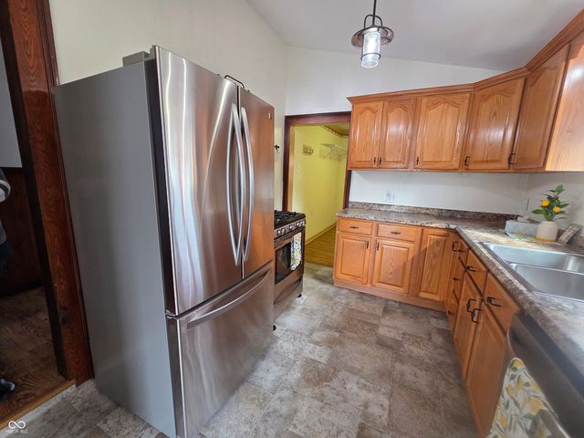 2871 W High Street, Flat Rock, IN 47234