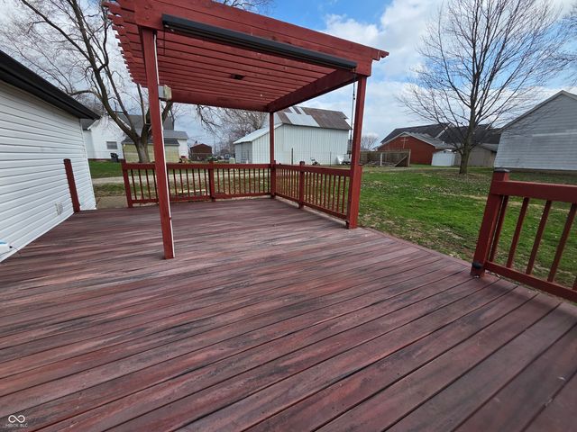 2871 W High Street, Flat Rock, IN 47234