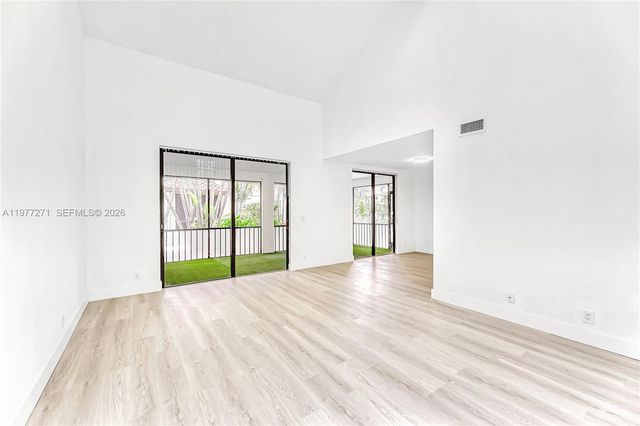 7829 La Mirada Dr, Boca Raton, FL 33433