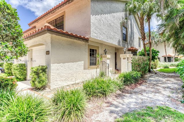 7829 La Mirada Dr, Boca Raton, FL 33433