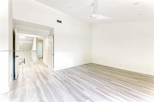 7829 La Mirada Dr, Boca Raton, FL 33433