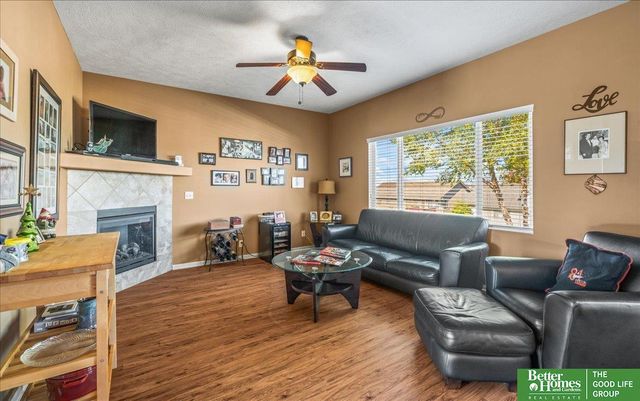 4606 Clearwater Drive, Papillion, NE 68133