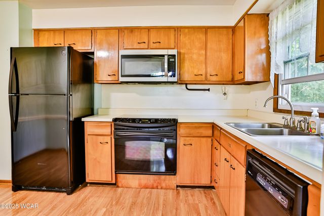 4940 Stewart Rd Road, Lima, OH 45801