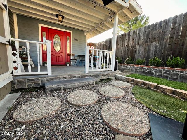 9333 Rowell Avenue, Chatsworth, CA 91311