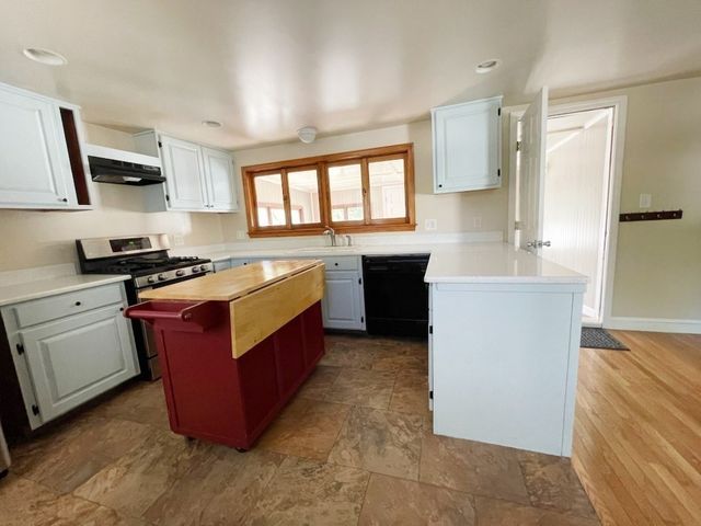 45 Pike St 1, Salisbury, MA 01952