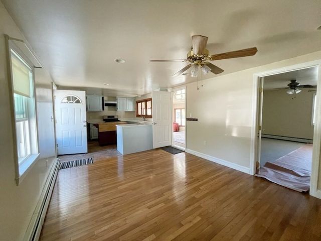 45 Pike St 1, Salisbury, MA 01952