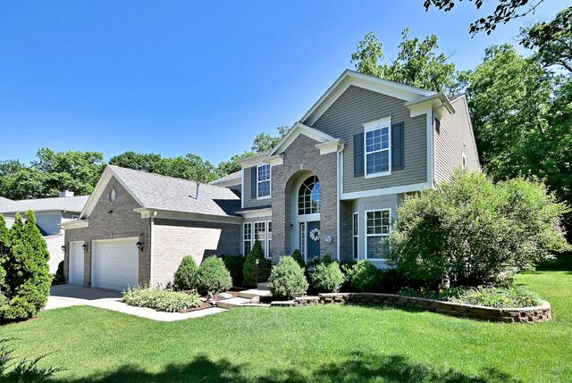 10 Sequoia Court, Streamwood, IL 60107