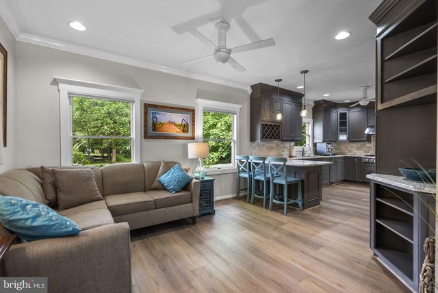 7 RIVERVIEW RD, Severna Park, MD 21146