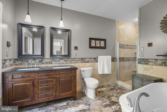 7 RIVERVIEW RD, Severna Park, MD 21146