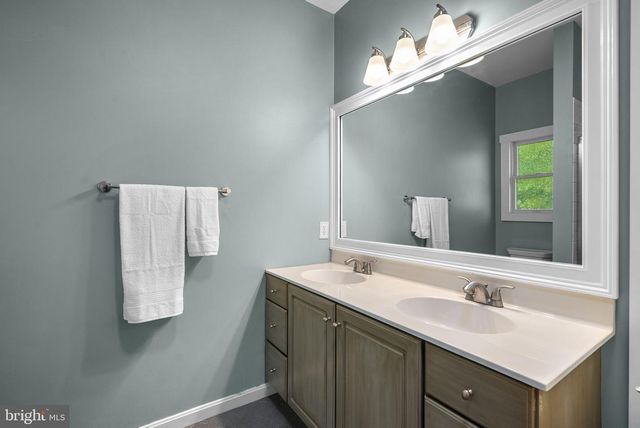 7 RIVERVIEW RD, Severna Park, MD 21146