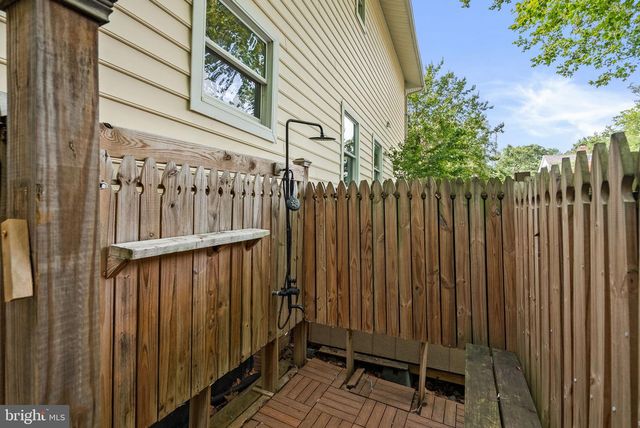 7 RIVERVIEW RD, Severna Park, MD 21146