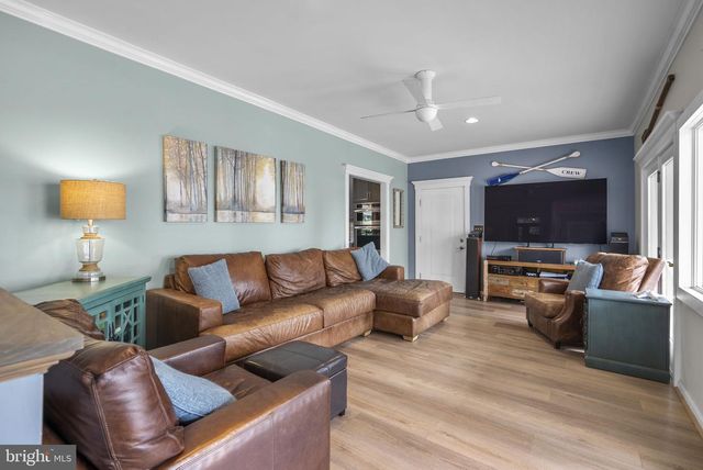 7 RIVERVIEW RD, Severna Park, MD 21146