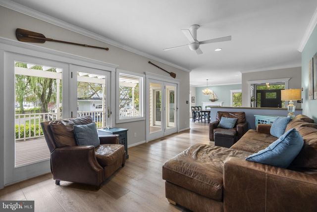 7 RIVERVIEW RD, Severna Park, MD 21146