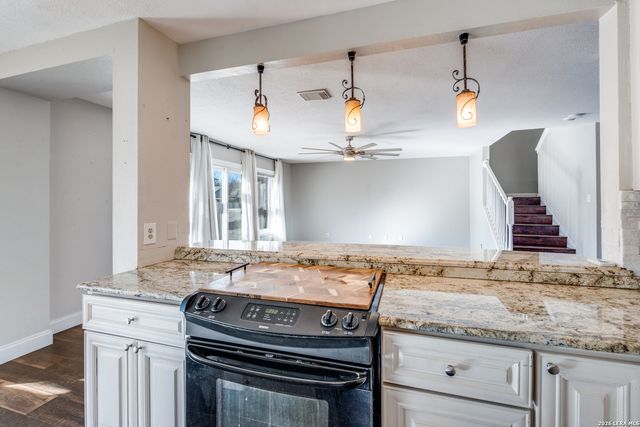 3609 Whitefield Sq, Schertz, TX 78154