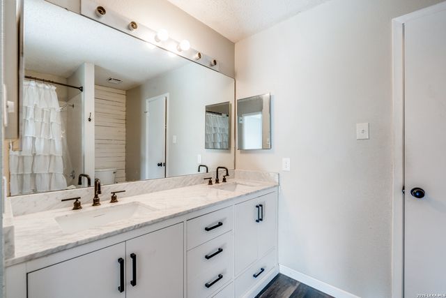 3609 Whitefield Sq, Schertz, TX 78154