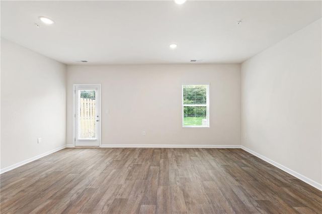 8339 Columbia Court, Palmetto, GA 30268