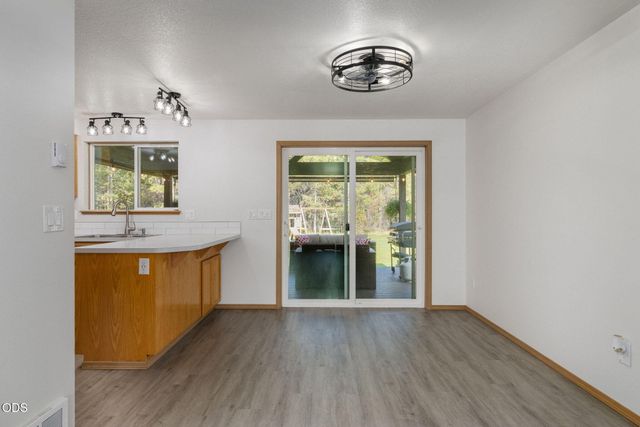 55135 Foster Road, Bend, OR 97707