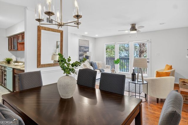 217 Tuxworth Circle, Decatur, GA 30033