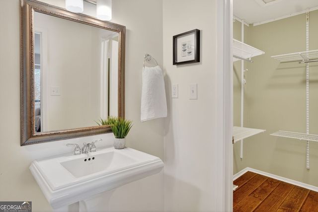 217 Tuxworth Circle, Decatur, GA 30033