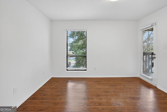 217 Tuxworth Circle, Decatur, GA 30033