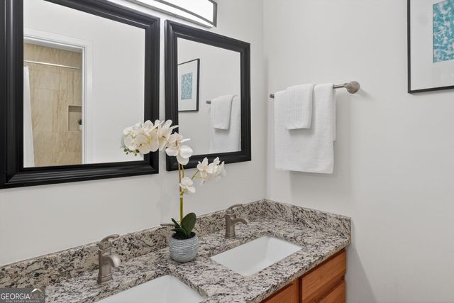 217 Tuxworth Circle, Decatur, GA 30033