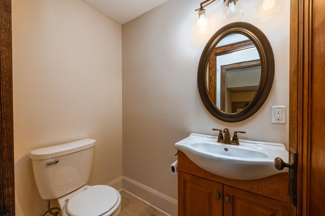 3242 Newton Avenue N, Minneapolis, MN 55412