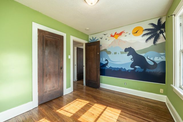 3242 Newton Avenue N, Minneapolis, MN 55412