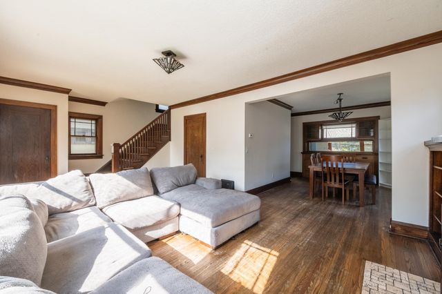 3242 Newton Avenue N, Minneapolis, MN 55412