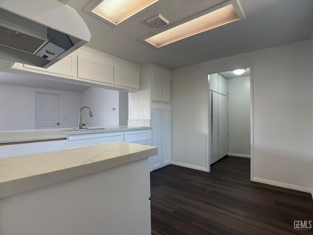 499 Pacheco Road 126, Bakersfield, CA 93307