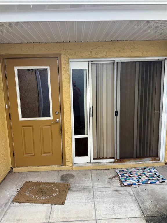 Image 3 of property listing at 1445 MALIBU CIRCLE NE 110, Palm Bay, FL 32905