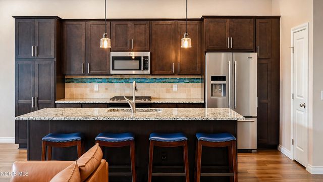 5519 Willow Circle, Sylvania, OH 43560