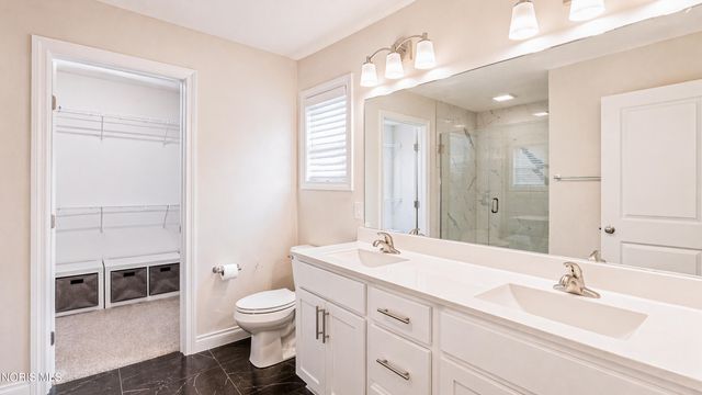 5519 Willow Circle, Sylvania, OH 43560