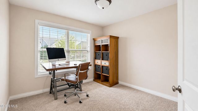 5519 Willow Circle, Sylvania, OH 43560