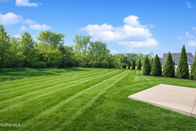 5519 Willow Circle, Sylvania, OH 43560