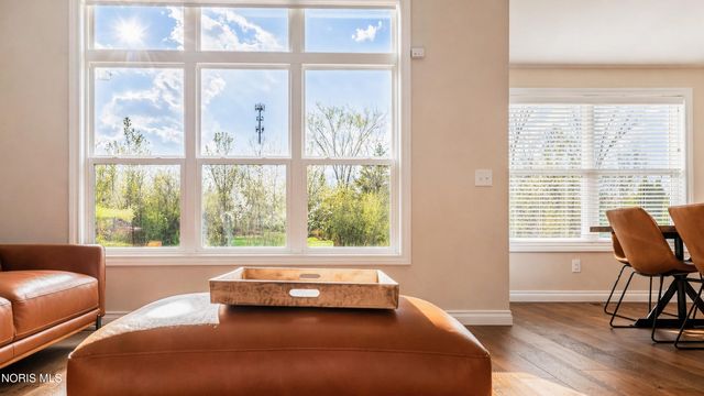 5519 Willow Circle, Sylvania, OH 43560