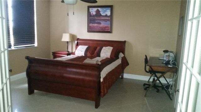 625 Oaks Dr. 704, Pompano Beach, FL 33069