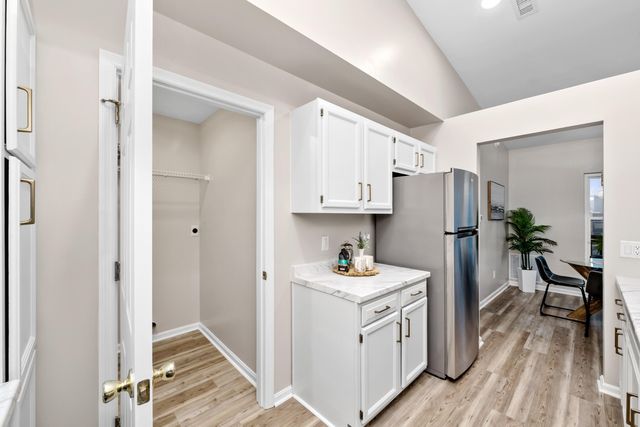 9 Meadow Lane, 12 12, Highland Heights, KY 41076