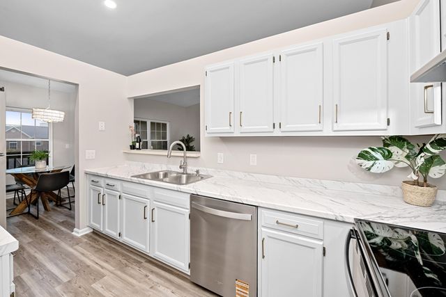 9 Meadow Lane, 12 12, Highland Heights, KY 41076