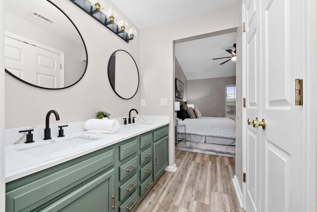 9 Meadow Lane, 12 12, Highland Heights, KY 41076