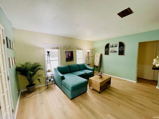 5310 michigan Road, Plymouth, IN 46563