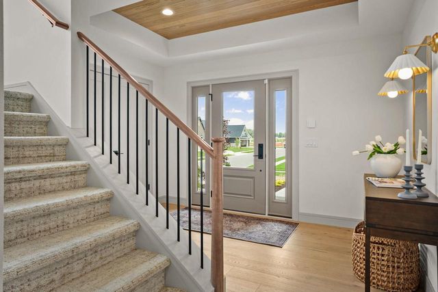 1601 Ginger Lane, Waunakee, WI 53593