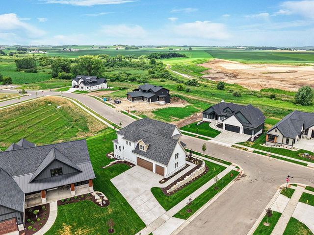 1601 Ginger Lane, Waunakee, WI 53593