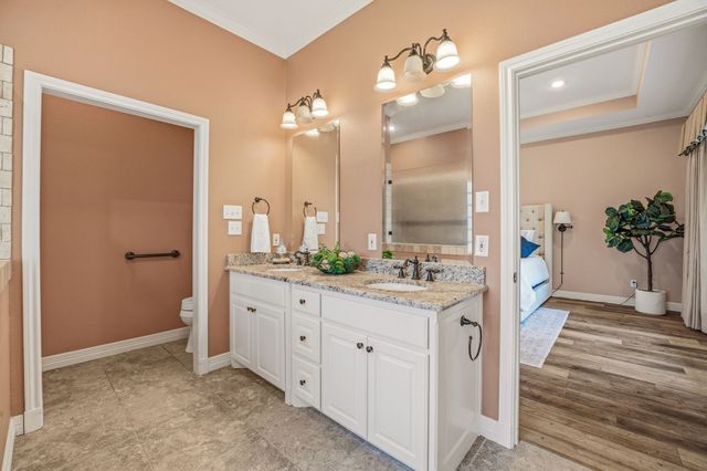 5900 Nutcracker Drive, Granbury, TX 76049